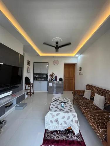 Injambakkam Stayover