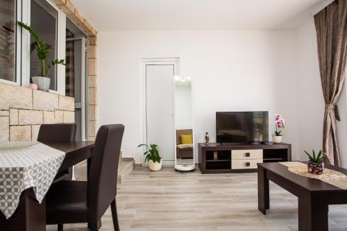 المرافق, Apartments Jelena Ulcinj in اولسينج