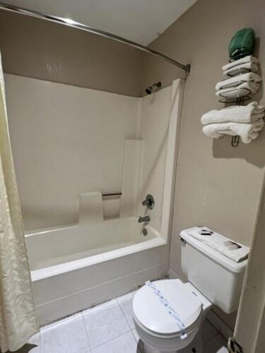 Americas Best Value Inn - Edna - image 7