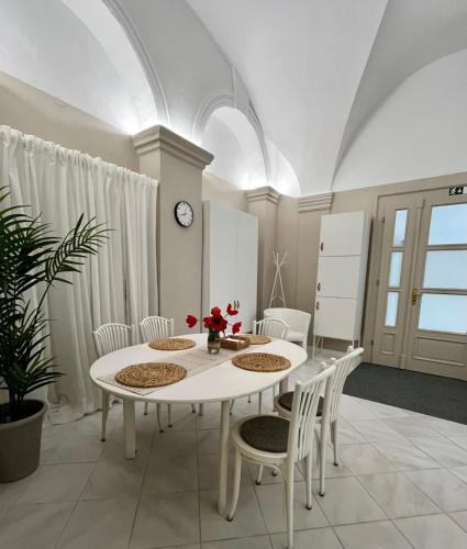 Palac Daun - Studio Apartments in ซนอยโม