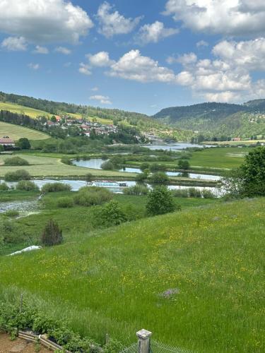 Bel appartement cosy proche de la frontière Suisse - Location saisonnière - Villers-le-Lac