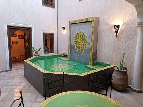 RIAD DAR NAAI Privatif 3 Chambres 6 Personnes Place Jemma El Fna, Marrakech