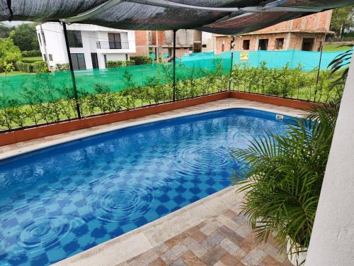 Dārzs, Mansión con piscina privada Villa Guiomar (Mansion con piscina privada Villa Guiomar) in Carmen de Apicala