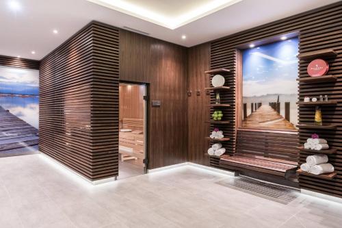 Munich Airport Marriott Hotel - image 4
