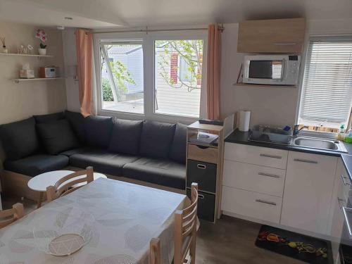 Mobil-home CLOS 18 à VIAS - Location saisonnière - Vias