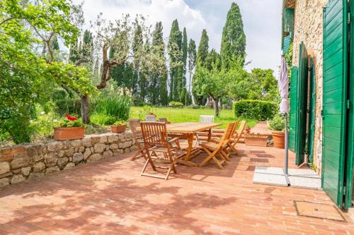 Podere Bargnano Cetona, Sleeps 12, Pool, WiFi, Air conditioning