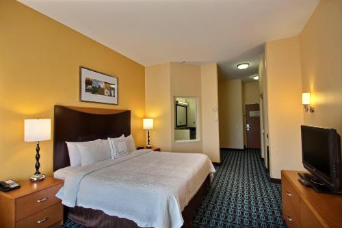 Fairfield Inn & Suites by Marriott Milwaukee Airport