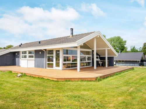  Three-Bedroom Holiday home in Sjølund 4, Pension in Hejls bei Sønder Stenderup
