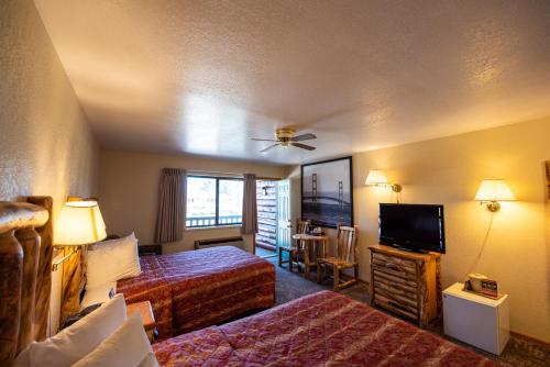 Super 8 By Wyndham Bridgeview Of Mackinaw City in Mackinaw City (MI)