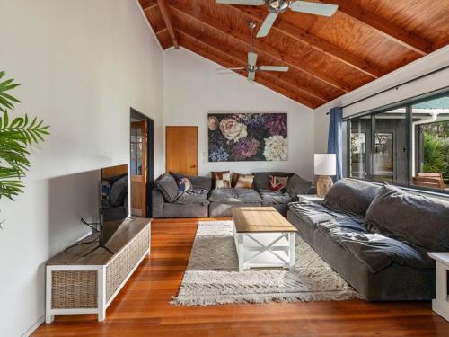 المرافق, Lascelles Escape in سيبفرديل