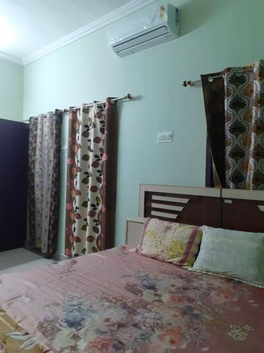 1 queen bed