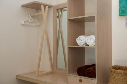 Deluxe Double or Twin Room image 10