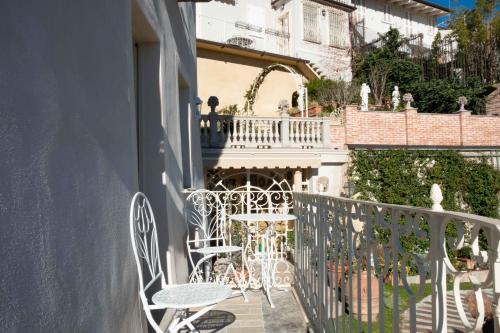 Ai Leoni Ruggenti - Suite dei Tesori Antichi in Monferrato