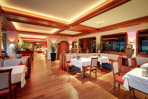 Ресторан, Wellnesshotel Sonnenhalde Tonbach in Baiersbronn