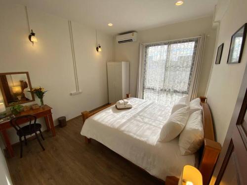 1 min walk to BTS, 3 Bed 3 Bath, Entire House, Bangkok (foto 2)
