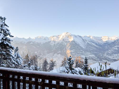 Chalet mit Saunabereich - CH 383.014 - image 11