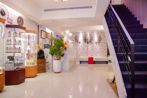 Exterior view, E-coast Star Hotel in Keelung