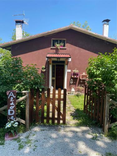  Maison AldoDea in Cantiano