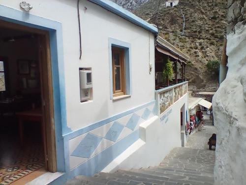 Olympos apt with amazing mountain view in Olympos (Dodecanese)