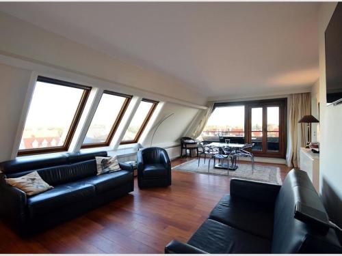 Foto 1: Luxurious penthouse with exclusive view of the dunes, sea and residential area