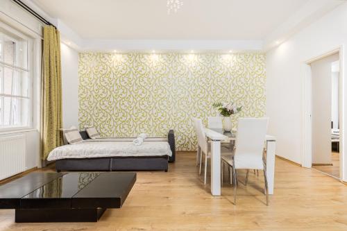 Real Apartments Kertész - image 9