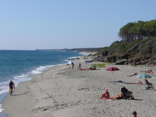 Grazioso bilocale a 200 m dal mare in residence con piscina e WI-FI Grazioso bilocale a 200 m dal mare in residence con piscina e WI-FI