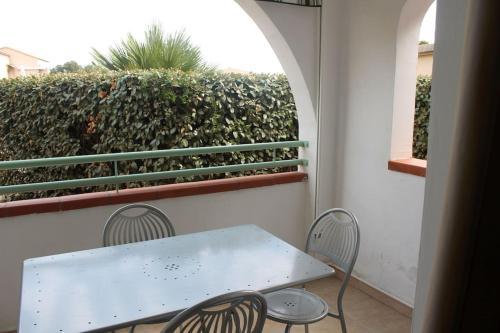 Grazioso bilocale a 200 m dal mare in residence con piscina e WI-FI Grazioso bilocale a 200 m dal mare in residence con piscina e WI-FI