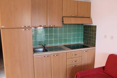 Grazioso bilocale a 200 m dal mare in residence con piscina e WI-FI Grazioso bilocale a 200 m dal mare in residence con piscina e WI-FI