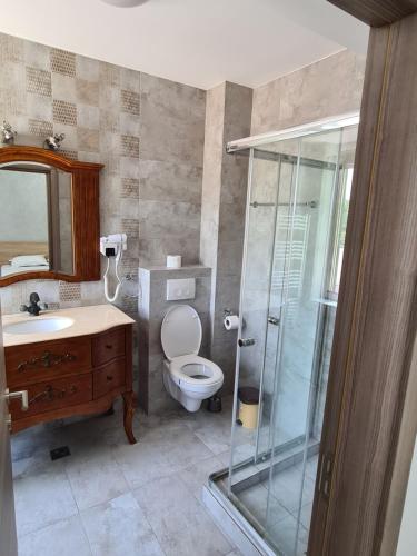 C&Y Marco Apartments