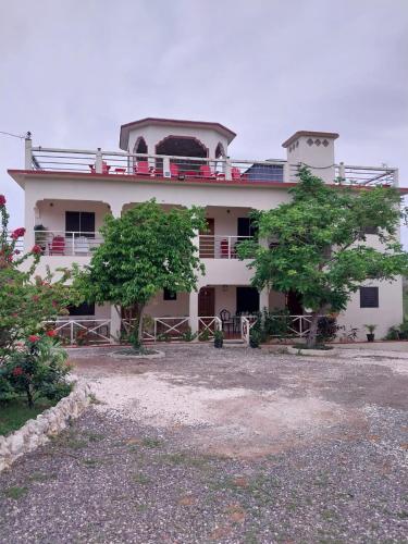 A szálláshely kívülről, Eliwes Villa in Treasure Beach