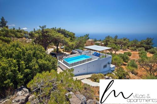 Villa M - Villa with private pool and yard