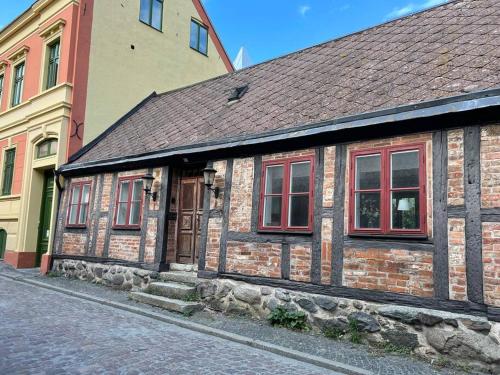 Cozy house in the center - Accommodation - Ystad