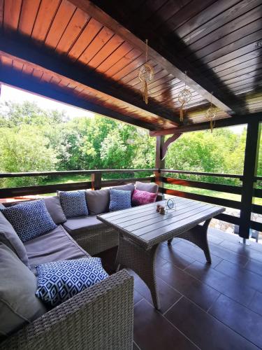 Three-Bedroom Villa image 4