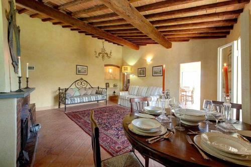 Elegante Appartamento In Collina - image 2
