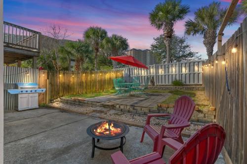 Beach Haven - Seasonal Hot Tub, Fire Pit, BBQ, 700 Feet to Beach, Central PCB, FREE Daily Activities, & More!