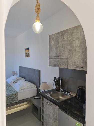 Zoumis Studios - image 12