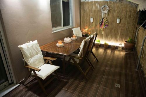 Best Family House,Acropolis view,5 min from metro, Athens (photo 6)