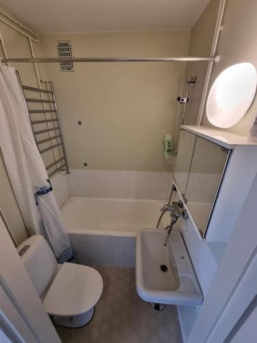 6. kerroksen yksiö lähellä matkakeskusta. (6. kerroksen yksio lahella matkakeskusta.) in Lappeenranta