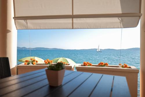 Studio with Sea View image 4
