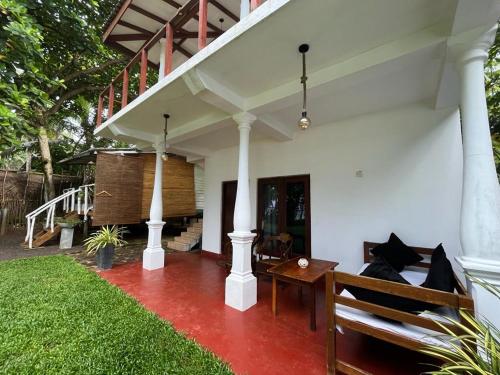 Double Room with Garden View image 6