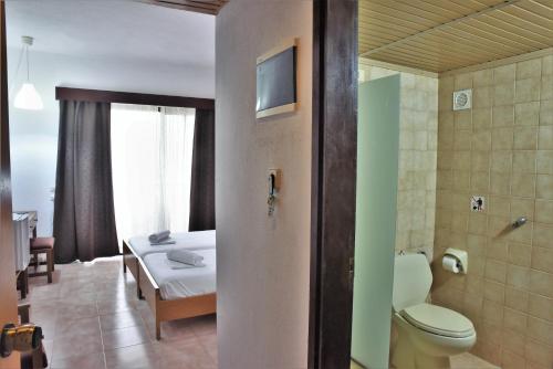 Telhinis Hotel - image 4