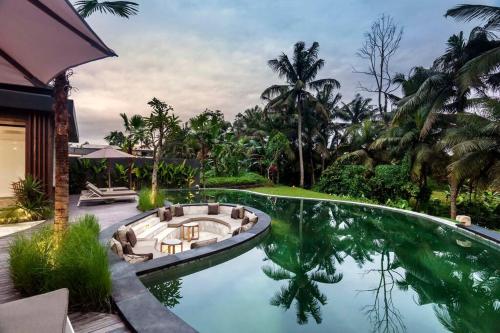 Exclusive 5 Bdr Dream Villa pool & lush amazing view