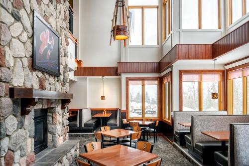 Caribou Highlands Lodge 3