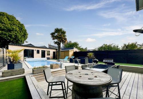 Villa Ernest - Piscine - Plage à pied - Location, gîte - Dinard