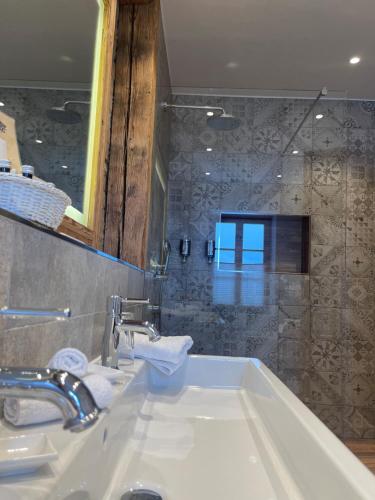 463912997 Hotel Maier zum Kirschner