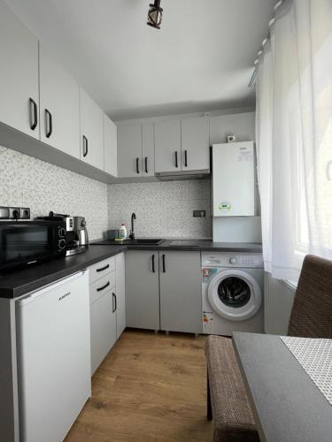 Studio Tineretului in ซาเลา