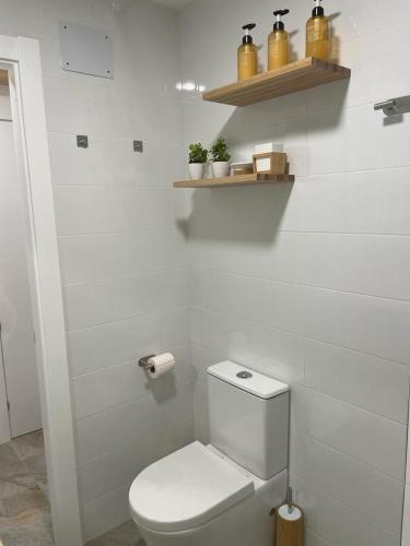 Moderno apartamento con jardín