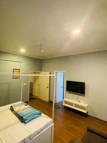 2 BHK ARTISTIC APPARTMENT