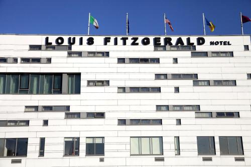Louis Fitzgerald Hotel