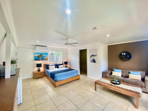 Surf Club House, Pet Friendly, Sunshine Coast, Holiday House, Marcoola